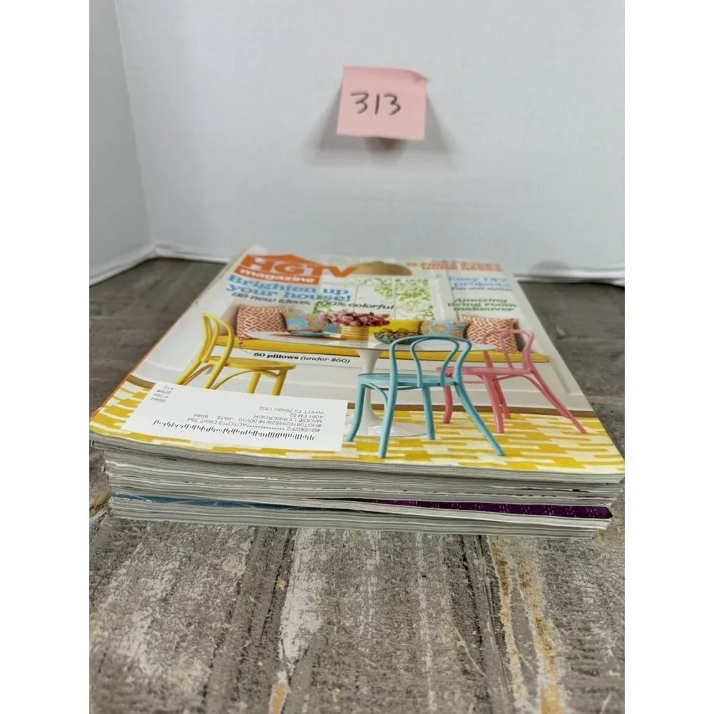 HGTV Magazine 9 Issues  Bundle 2025 #313 - Picture 7 of 11